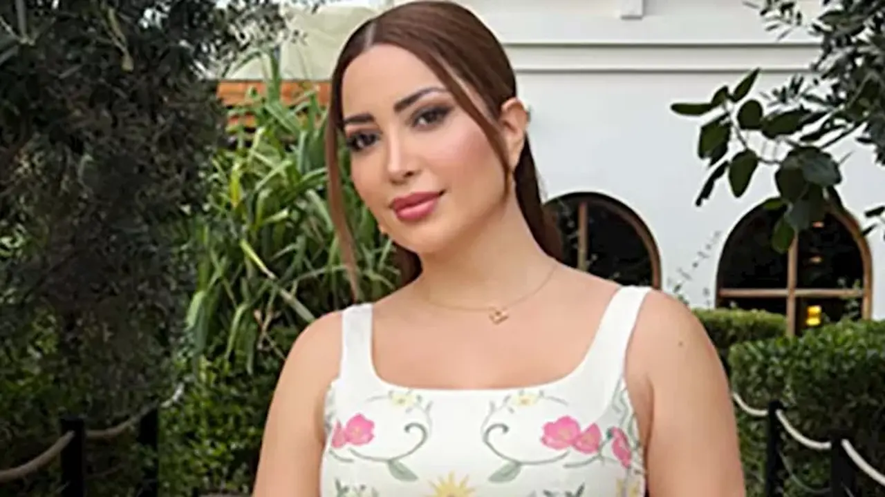 إطلالة جريئة.. نسرين طافش تحتفل بعيد شم النسيم وتثير تفاعل المتابعين